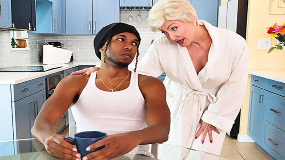 GilfAF präsentiert Kaby Snow's HD Pornofilm