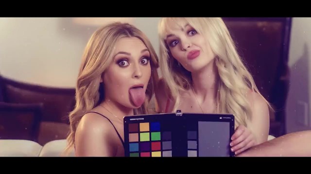 Seducente Lilly Bell e Charlotte Sins - clip toys - Cherry Pimps