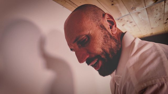 Clip sborra con entusiasta Mary e Capitano