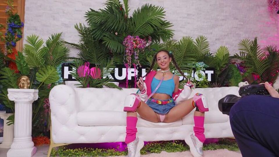 La incansable Bryan Gozzling y Sasha Tatcha en toma de morena