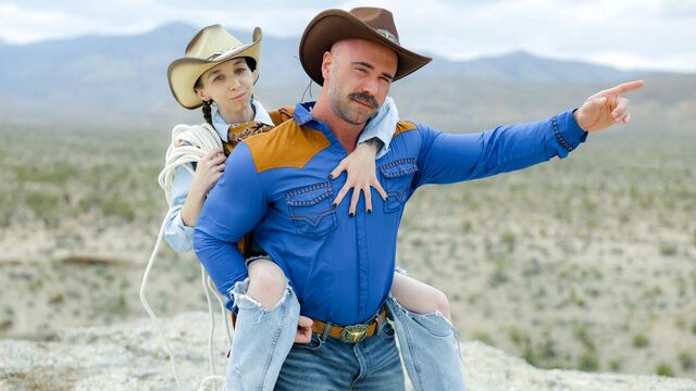 Tomboyz - बाजूक चुदाई क्लिप