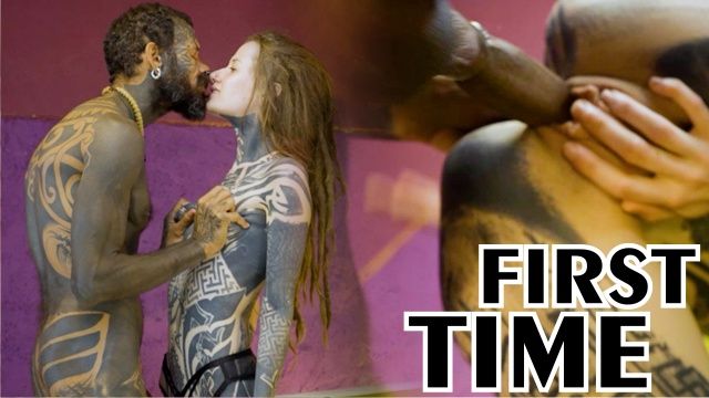 Anuskatzz का गहरे गले में अश्लील