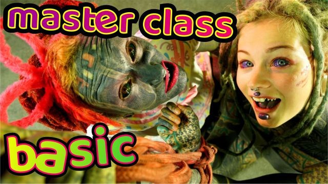 La voluptueuse pouffe dans séquence fantasme