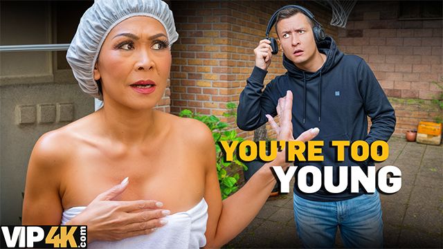 Entusiasta Charlie Dean - video depilata - Mature 4k