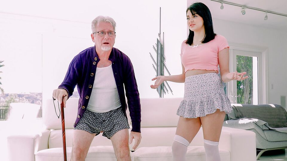 Not My Grandpa präsentiert Leda Lothario's Doggystyle Pornofilm